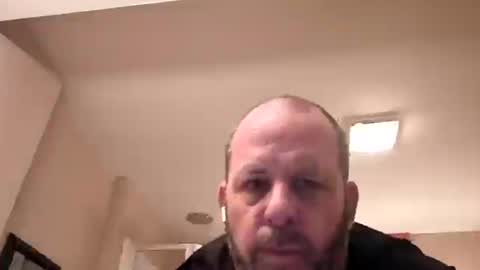 irishanimal61178 online show from 06-26-26, 02:27