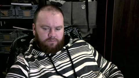 twitter theirishman205 online show from 12-19-24, 10:21