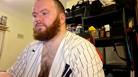 twitter theirishman205 online show from 01-12-26, 06:46