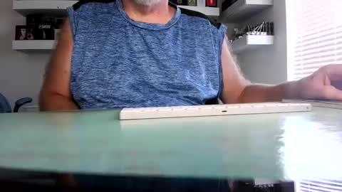 Irishdudelove online show from 09-24-25, 08:23