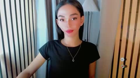 IRISH AND TRIXIE online show from 03-19-26, 02:04