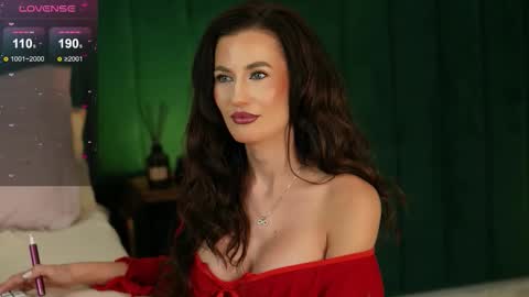 Snapshot of irisnightshade chatting on 09-26-25, 01:53 Maria online show from 09-26-25, 01:53