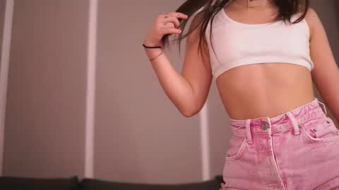 Snapshot of irisreynolds chatting on 02-28-25, 05:59 Maria online show from 02-28-25, 05:59