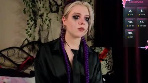 Snapshot of irissocute chatting on 10-31-25, 10:27 I am Cutie Iris3 online show from 10-31-25, 10:27