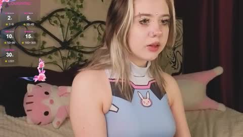 Snapshot of irissocute chatting on 11-16-25, 07:25 I am Cutie Iris3 online show from 11-16-25, 07:25