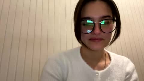 irisss31 online show from 12-03-24, 07:11