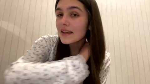 irisss31 online show from 03-01-25, 07:15