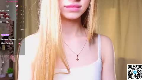 Snapshot of irmgardwoodfolk chatting on 06-12-26, 11:09 Alexa online show from 06-12-26, 11:09