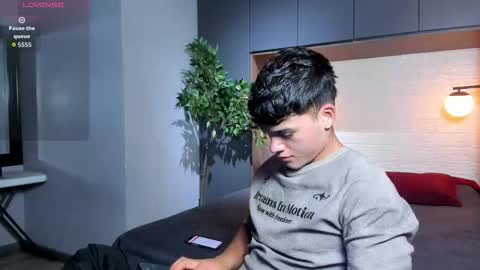 Iron Tous online show from 02-08-26, 08:45