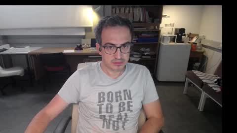 Snapshot of ironchrome chatting on 09-19-25, 11:11 IronChrome online show from 09-19-25, 11:11