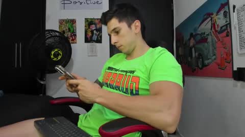 Snapshot of ironflex1 chatting on 02-18-25, 12:04 Jake online show from 02-18-25, 12:04