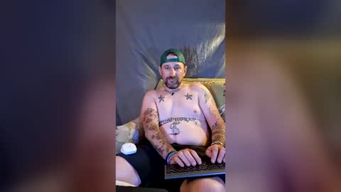 Snapshot of ironheadracer25 chatting on 06-26-26, 04:39 Ironhead online show from 06-26-26, 04:39