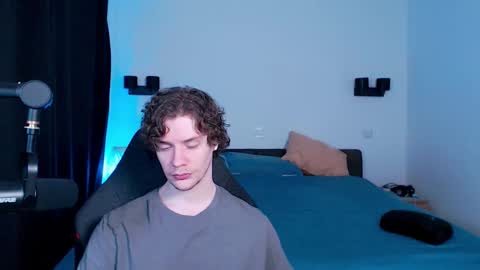 Sam online show from 02-13-26, 07:54