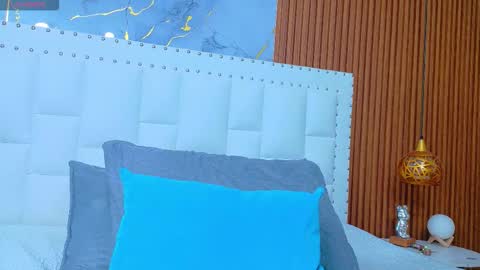 Sandy  online show from 09-15-25, 12:27