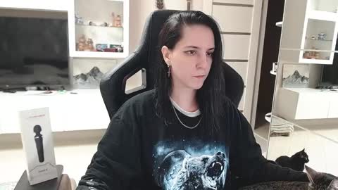 Irwi Tomboy online show from 01-17-25, 03:32