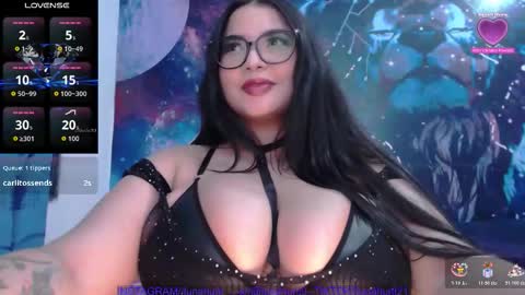 Snapshot of is_candy_west_ chatting on 11-11-25, 05:02 Dani online show from 11-11-25, 05:02