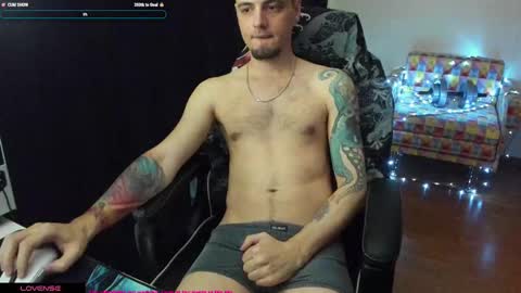 Snapshot of is_yours chatting on 03-11-25, 04:32 Joel online show from 03-11-25, 04:32