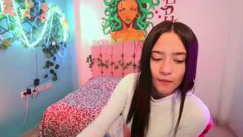 isa__rodriguez online show from 07-06-26, 11:29