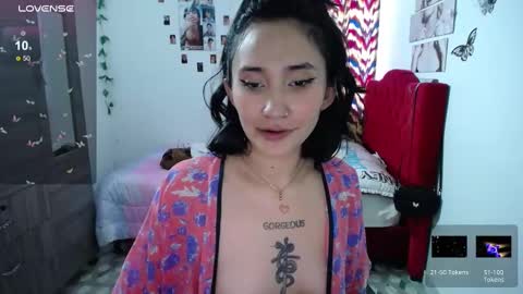 Snapshot of isa_bella___ chatting on 02-28-25, 10:50 Isa online show from 02-28-25, 10:50