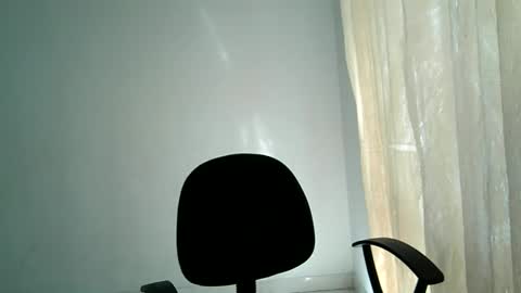 isa_bellaxx23 online show from 09-21-25, 07:15