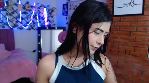 Snapshot of isa_bunny18 chatting on 09-20-25, 03:18 isabela online show from 09-20-25, 03:18