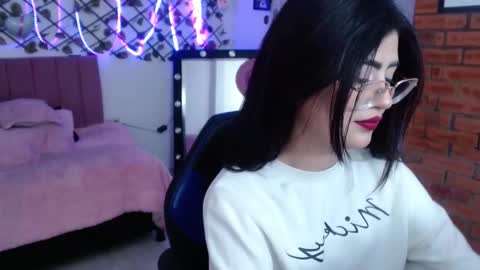 Snapshot of isa_bunny18 chatting on 09-22-25, 09:06 isabela online show from 09-22-25, 09:06