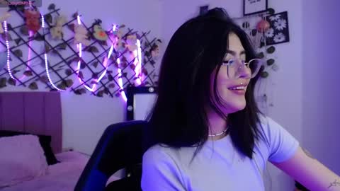 Snapshot of isa_bunny18 chatting on 10-07-25, 03:47 isabela online show from 10-07-25, 03:47