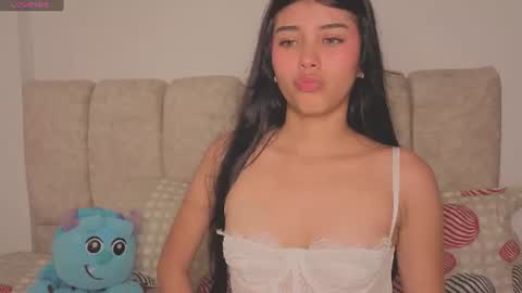 Snapshot of isa_dolly chatting on 06-10-26, 09:35 Isa Dolly online show from 06-10-26, 09:35