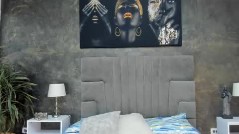 Isa Lancaster online show from 04-12-26, 07:41