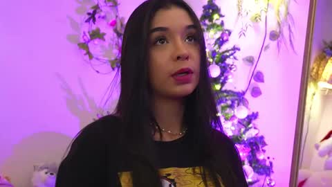 Isabella        online show from 12-14-25, 10:58