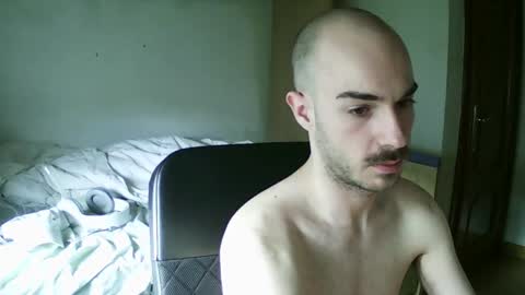 Isaac99c online show from 01-11-25, 12:29