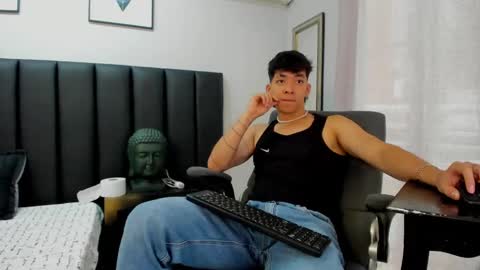 isaac_cryston online show from 02-04-25, 02:21