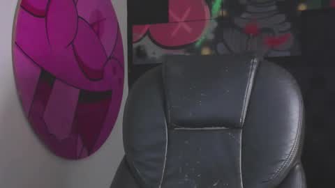 isaac_cryston online show from 10-08-25, 08:17