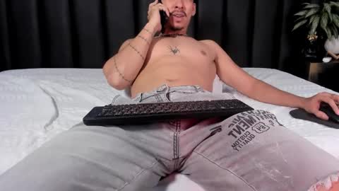 isaac_cryston online show from 01-12-26, 10:04