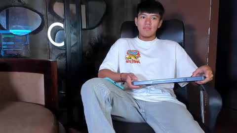 Snapshot of isaac_grimm chatting on 01-15-26, 03:22 isaac_grimm online show from 01-15-26, 03:22