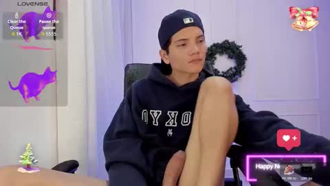 isaac online show from 12-01-25, 11:10