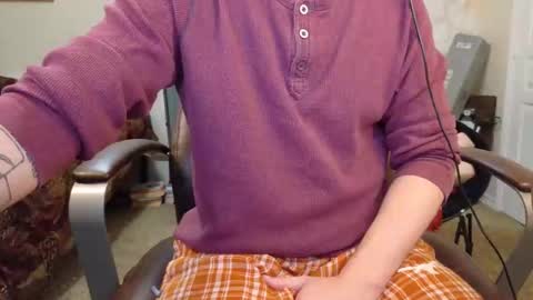 isaac online show from 10-21-25, 03:07