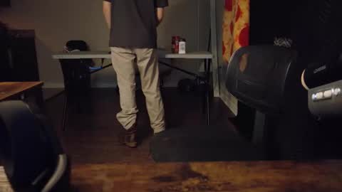 isaac online show from 03-03-26, 08:42