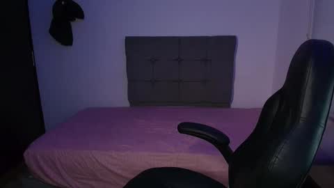 muscle isaac online show from 05-28-26, 11:57
