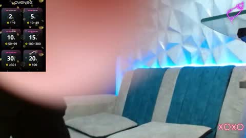 Snapshot of isaac_tan chatting on 11-18-25, 03:01 Isaac tan online show from 11-18-25, 03:01