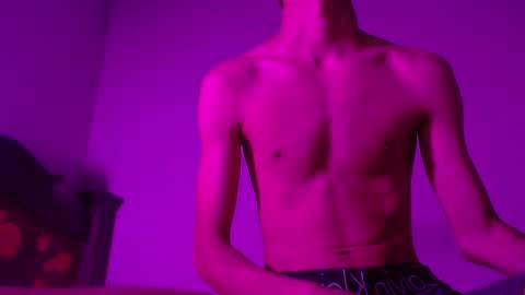 isaac online show from 02-11-25, 04:22