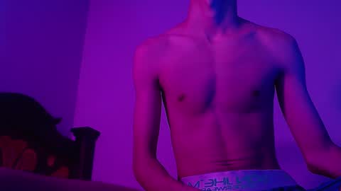 isaac online show from 02-15-25, 07:16