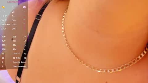 Snapshot of isabeelcarter chatting on 10-06-25, 02:58 Isabel online show from 10-06-25, 02:58