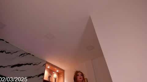 Snapshot of isabel_escorcia chatting on 03-02-25, 05:44 Isabel online show from 03-02-25, 05:44