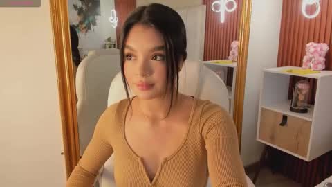 Snapshot of isabela_clark_ chatting on 02-18-26, 12:01 isabela online show from 02-18-26, 12:01