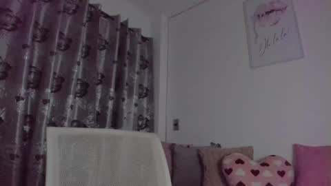 Snapshot of isabela_duran chatting on 11-08-25, 02:45 isabela duran online show from 11-08-25, 02:45