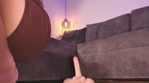 Isabela online show from 02-25-26, 11:42