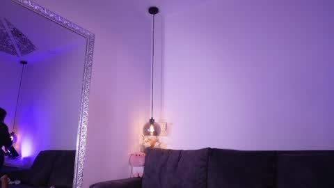 Snapshot of isabela_franco_ chatting on 05-09-26, 11:48 Isabela online show from 05-09-26, 11:48