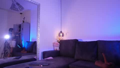 Snapshot of isabela_franco_ chatting on 05-14-26, 11:50 Isabela online show from 05-14-26, 11:50