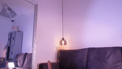 Snapshot of isabela_franco_ chatting on 05-27-26, 11:51 Isabela online show from 05-27-26, 11:51